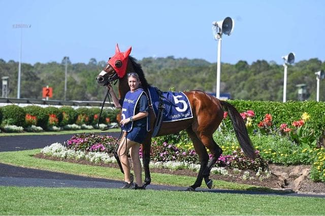 Jam Packed secures her Maiden win